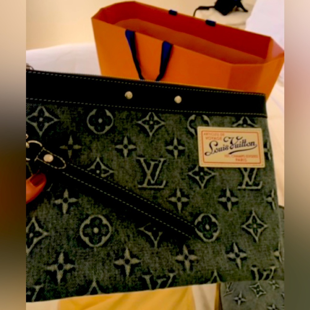 Louis Vuitton Denim Monogram Pouch, authentic, limited edition, rare!